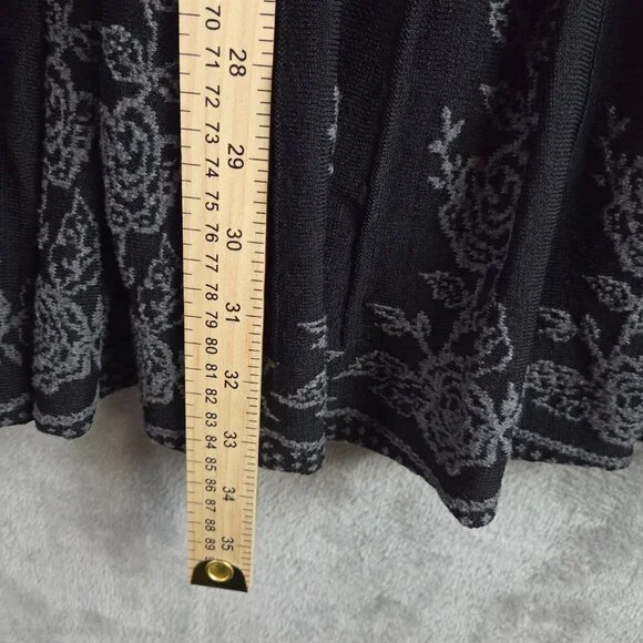 Black Floral Embroidered Knit Maxi Skirt - Picture 6 of 8